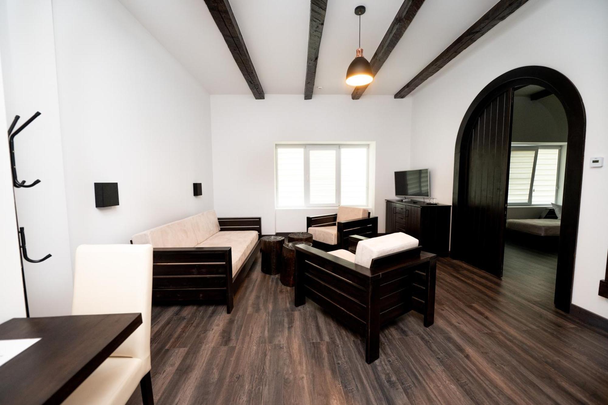 Отель Casa Bolta Rece Сигету-Мармацией Экстерьер фото